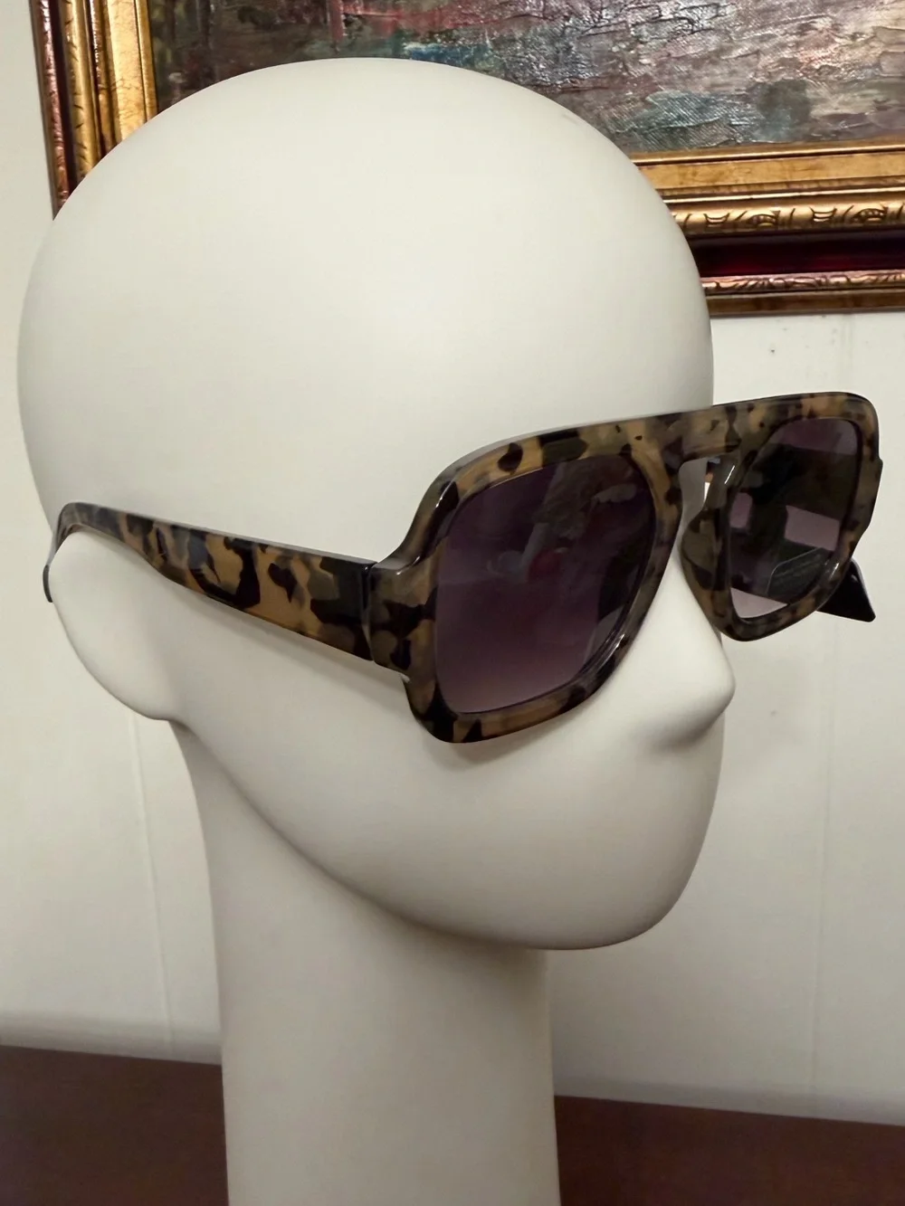 House of Harlow 1960 Oversized Flat Top Aviator Sunglasses Tortoise Print NWT